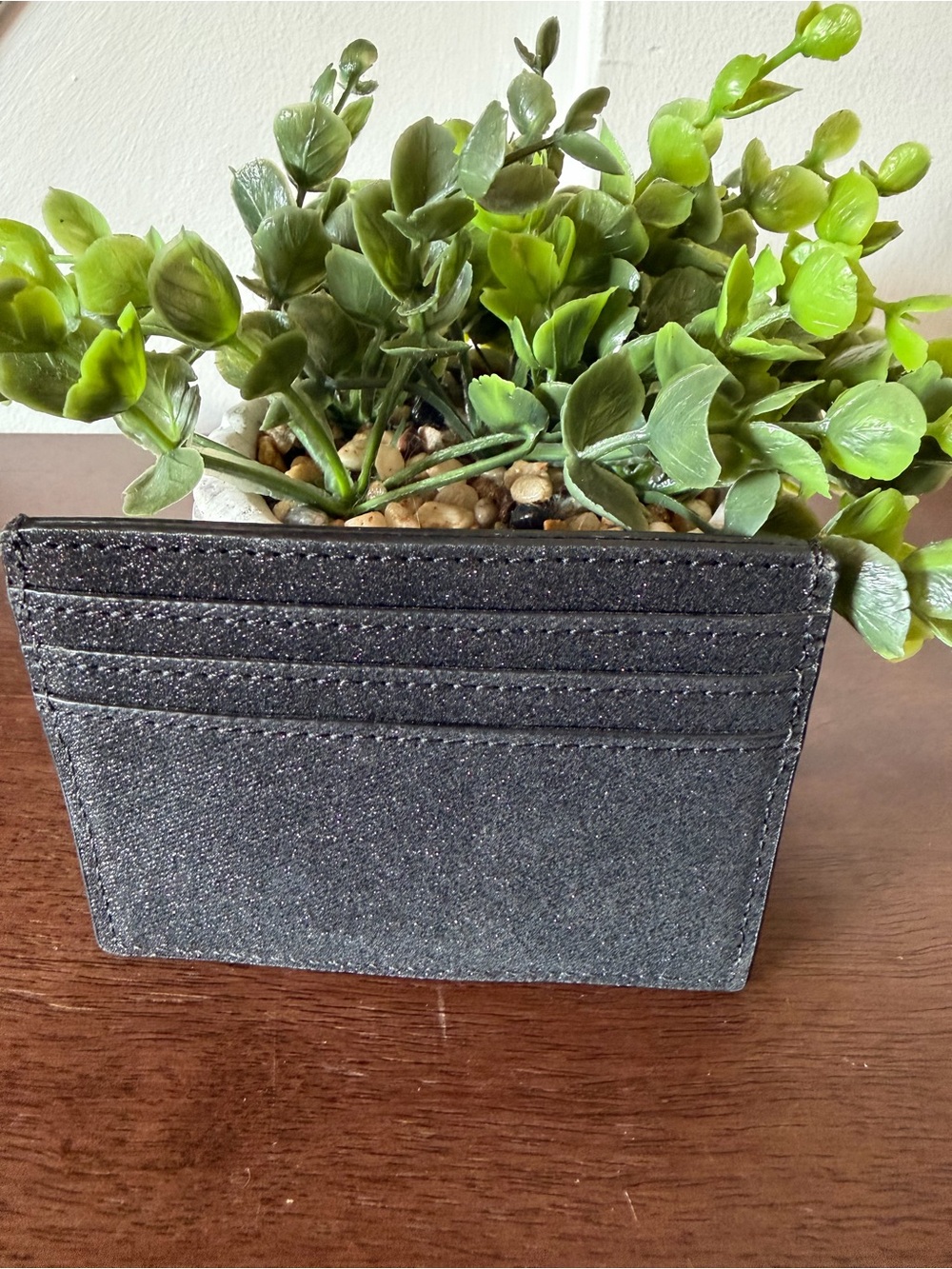 kate spade ♠️ glitter card holder - Picture 4 of 4